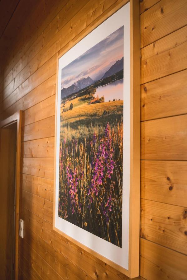 Naturnahes Familienchalet Mit Garten - Wifi - Netflix - Nur 15 Minuten Vom Chiemsee Und 35 Minuten Von Muenchen Entfernt Vogtareuth Kültér fotó
