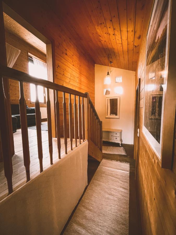 Naturnahes Familienchalet Mit Garten - Wifi - Netflix - Nur 15 Minuten Vom Chiemsee Und 35 Minuten Von Muenchen Entfernt Vogtareuth Kültér fotó