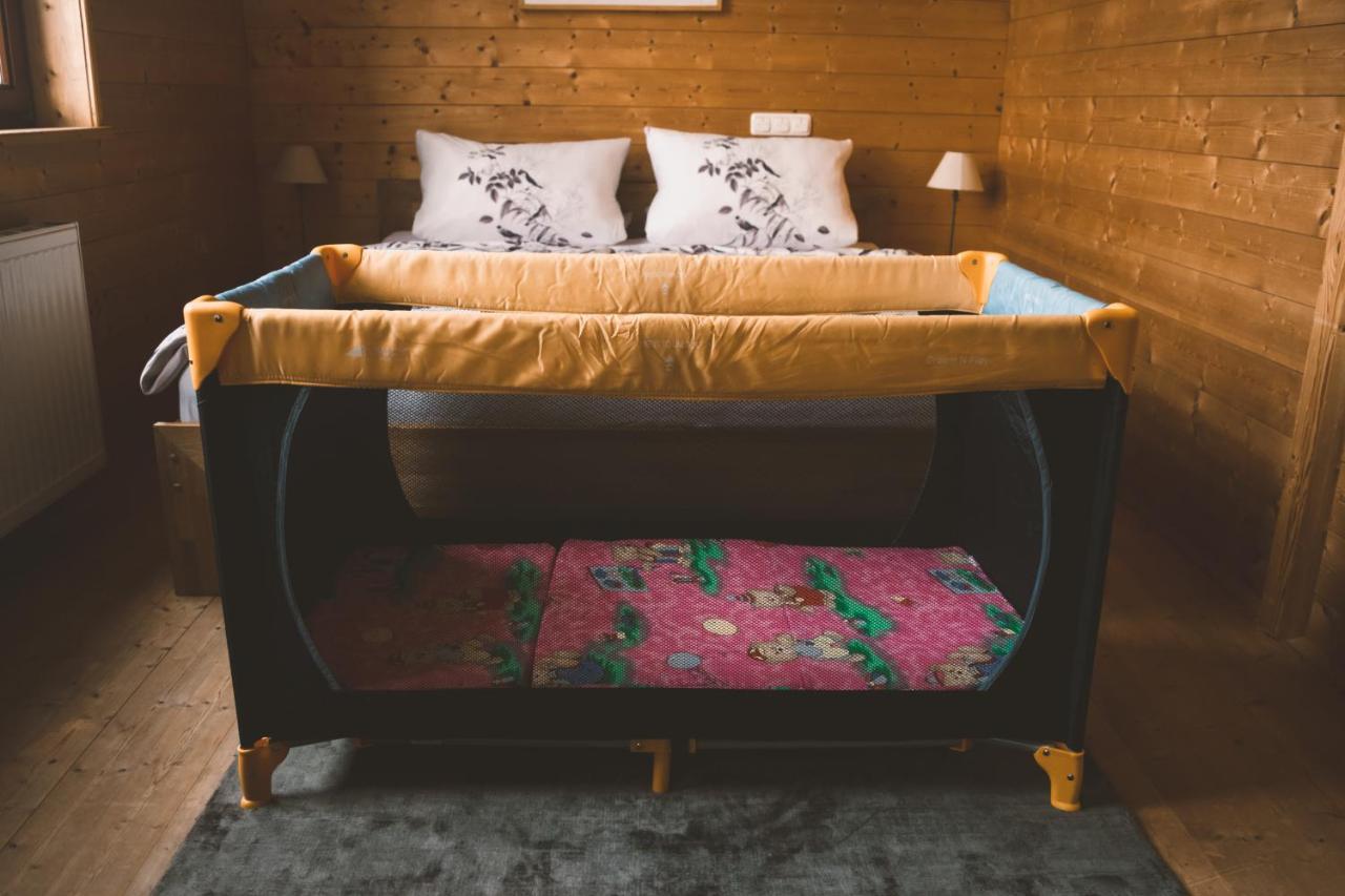 Naturnahes Familienchalet Mit Garten - Wifi - Netflix - Nur 15 Minuten Vom Chiemsee Und 35 Minuten Von Muenchen Entfernt Vogtareuth Kültér fotó